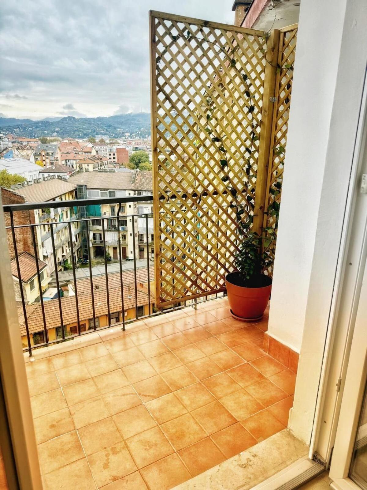 Апартаменты Gianduja - Attico Con Terrazzo Турин Экстерьер фото